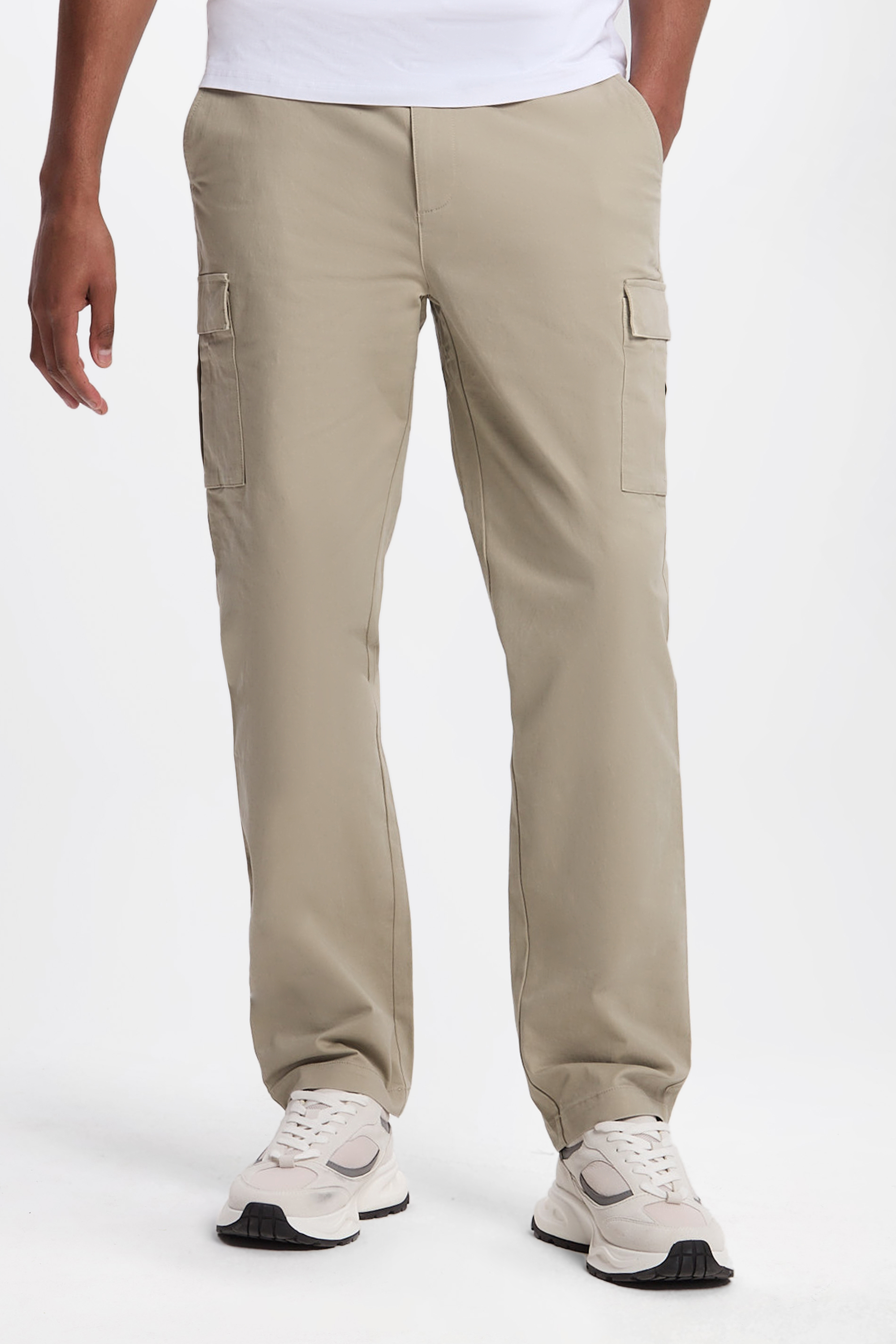 THE CARGO TROUSERS