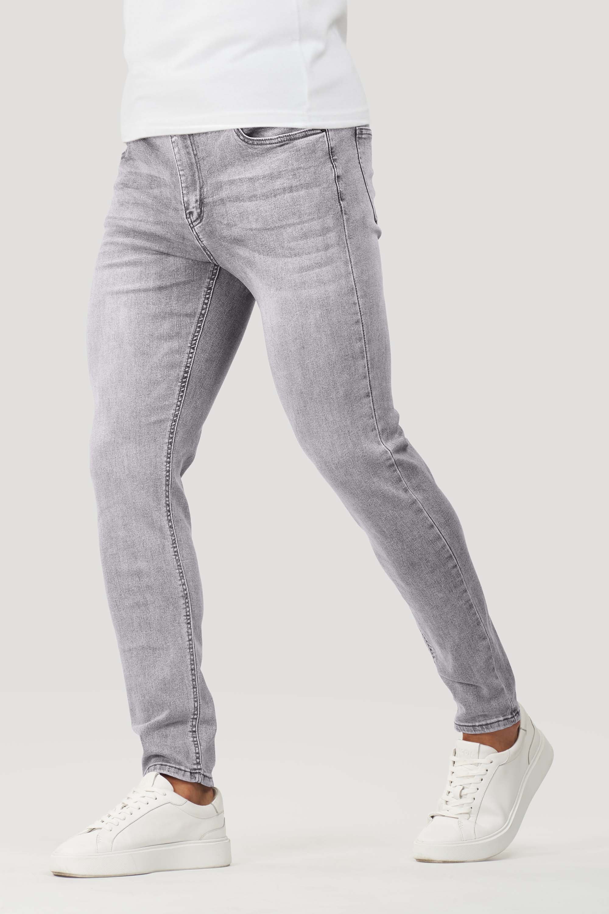 THE JAXON JEANS