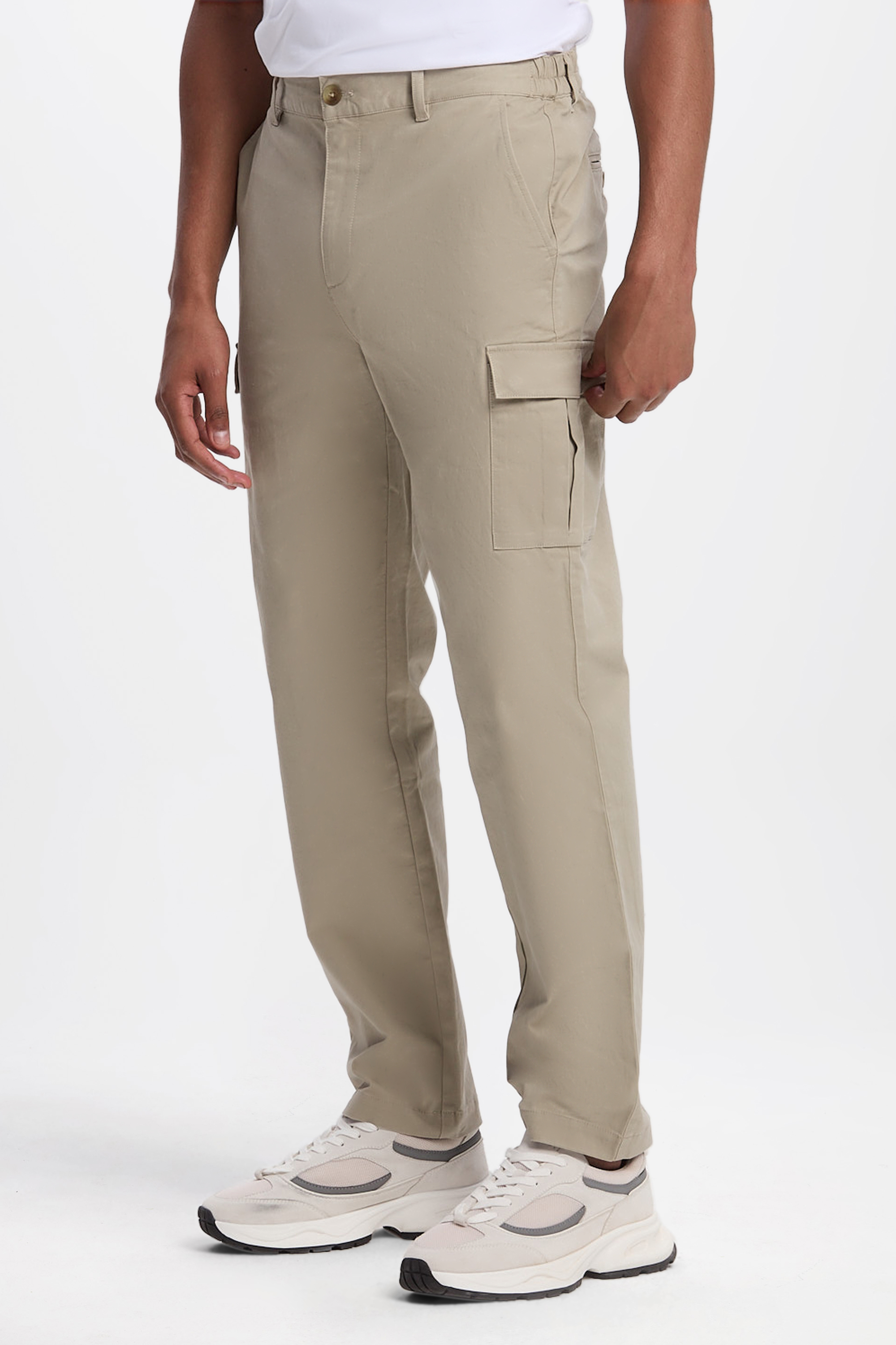 THE CARGO TROUSERS