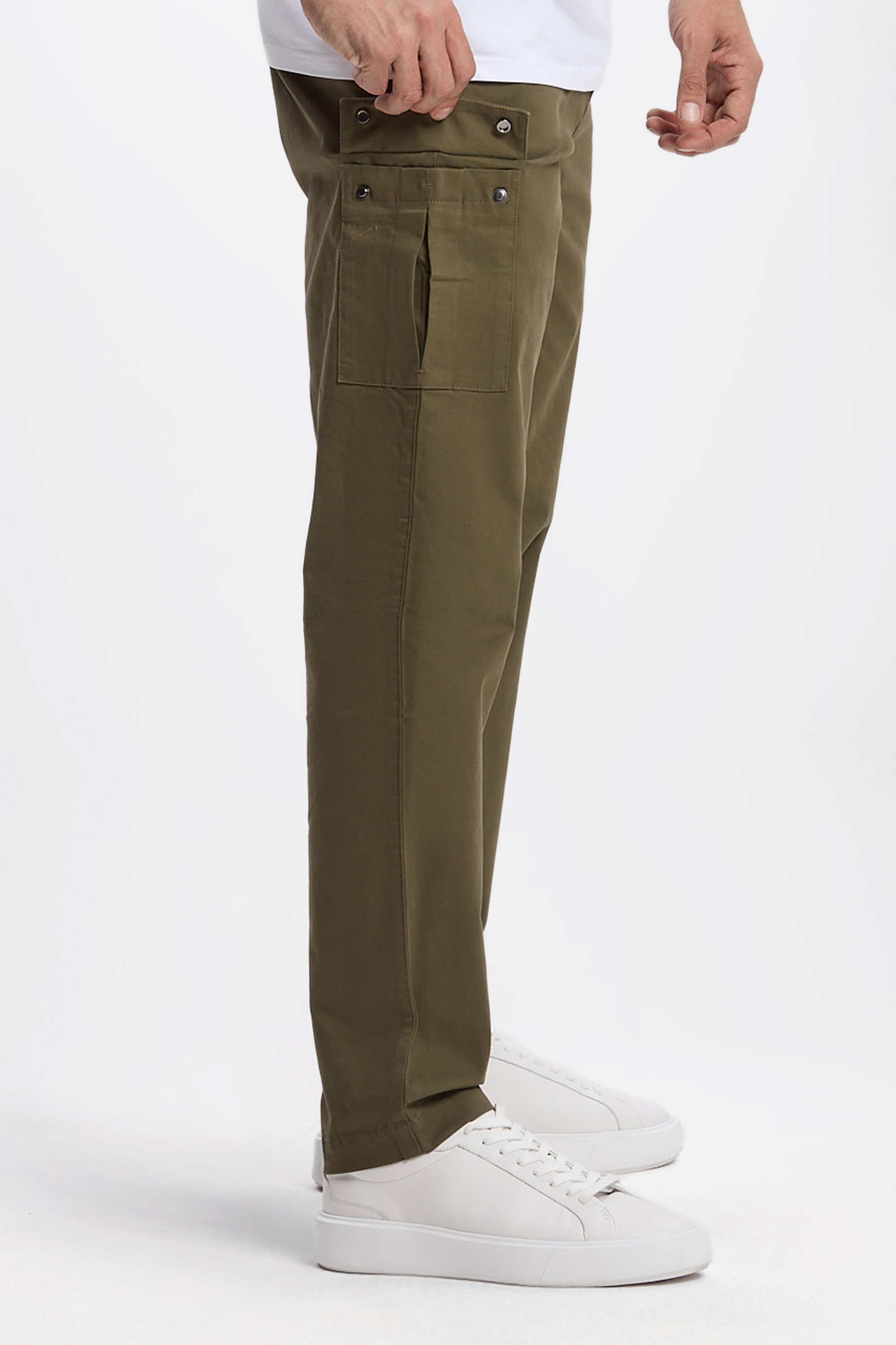 THE CARGO TROUSERS