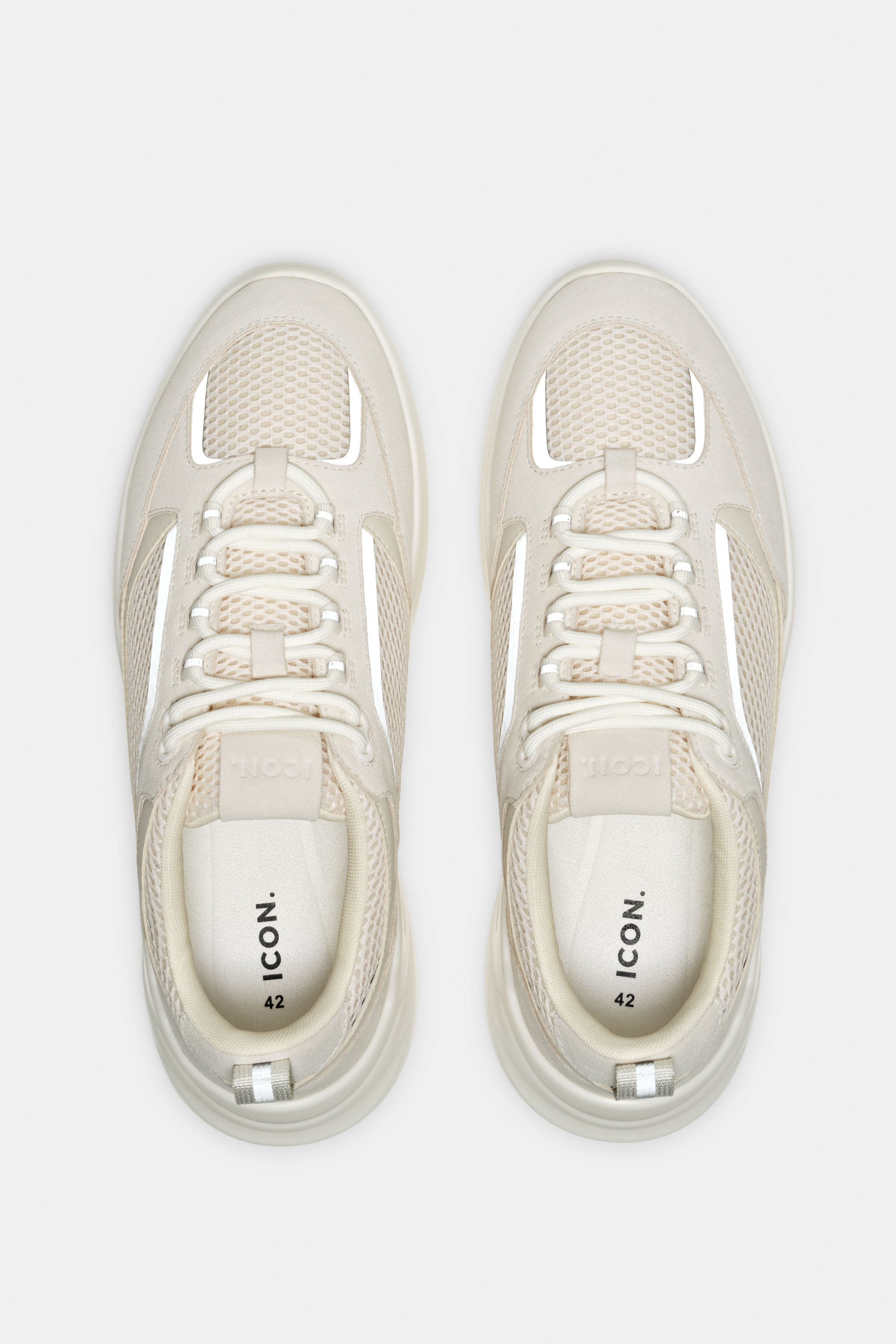 THE AREZZO RUNNER