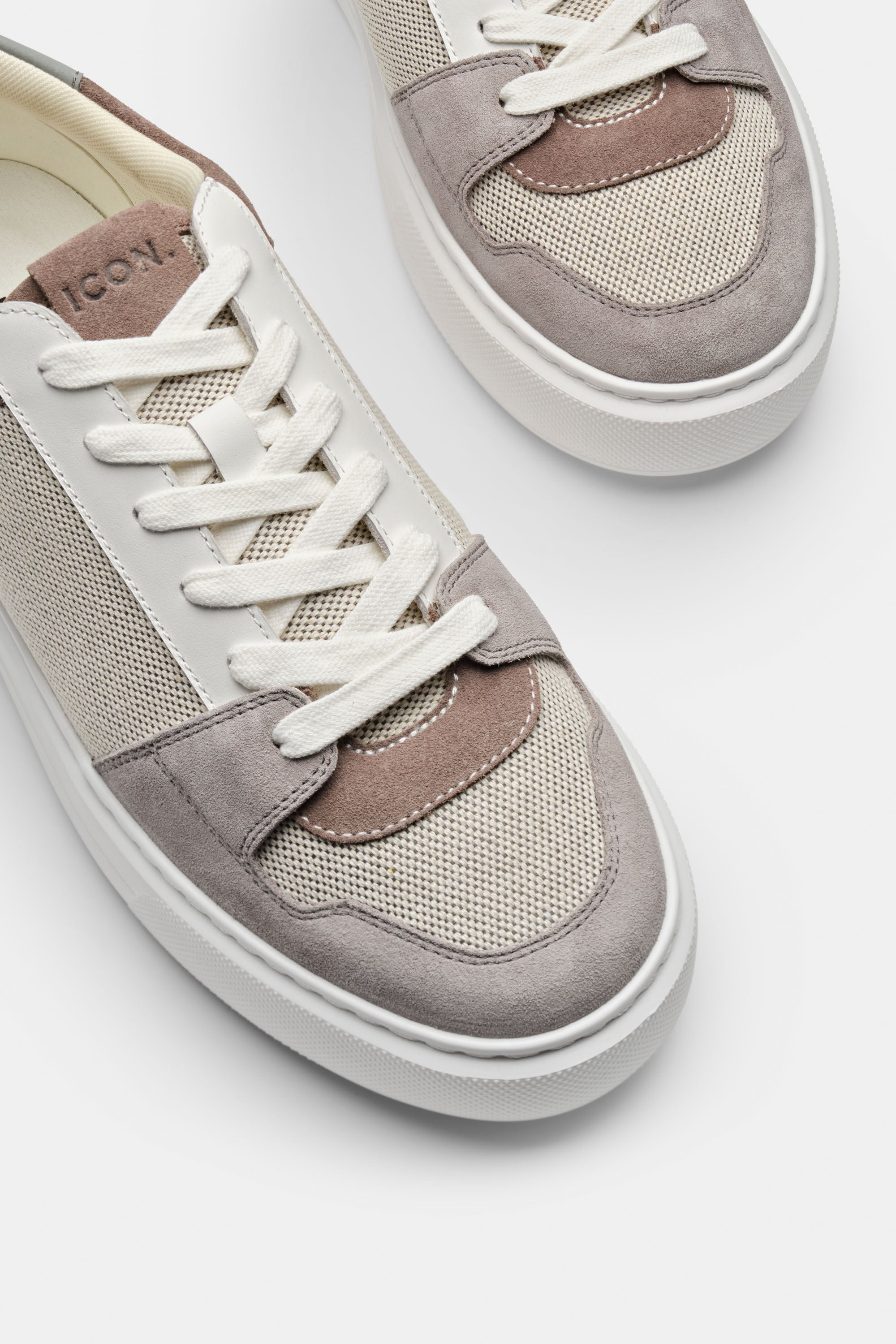 THE PAVIO TRAINER