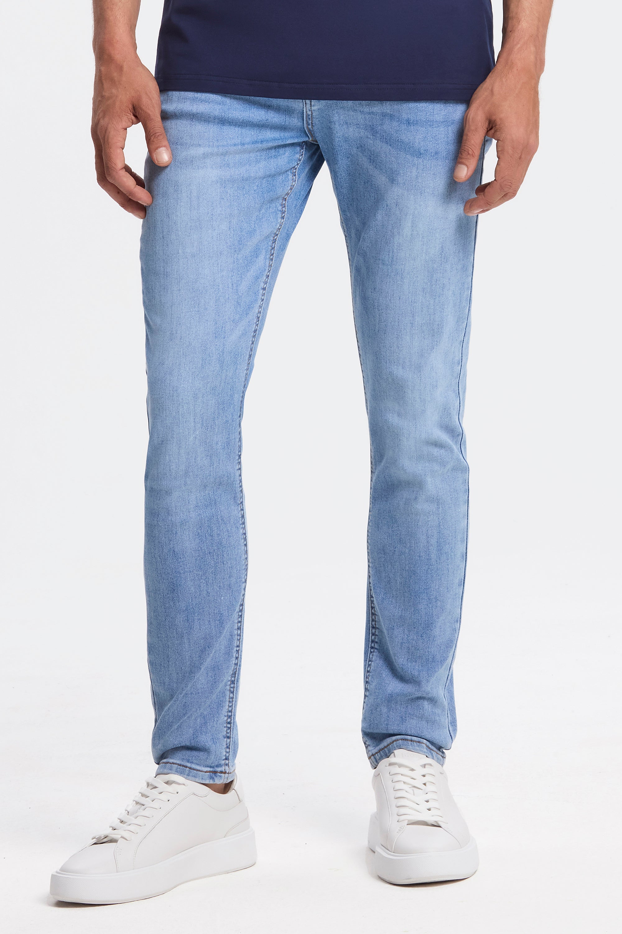 THE JAXON JEANS