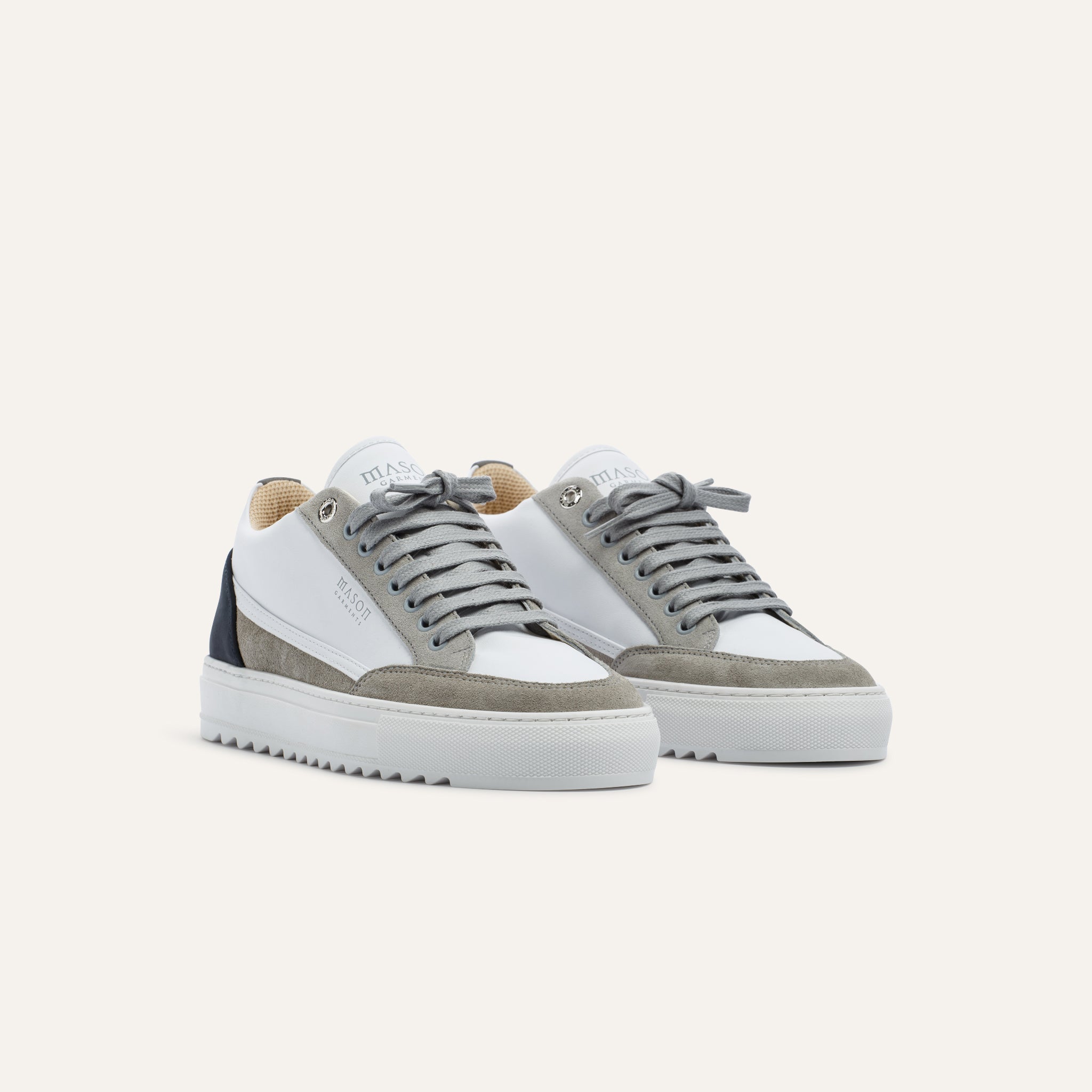 Tia Ludico Grey