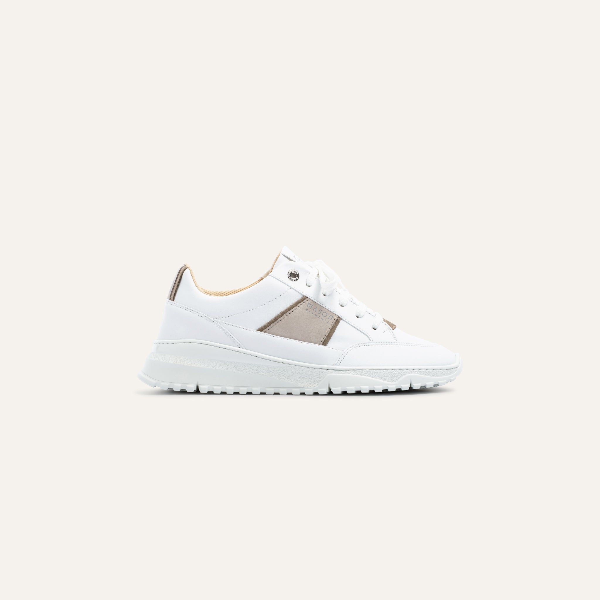 Tia Runner White